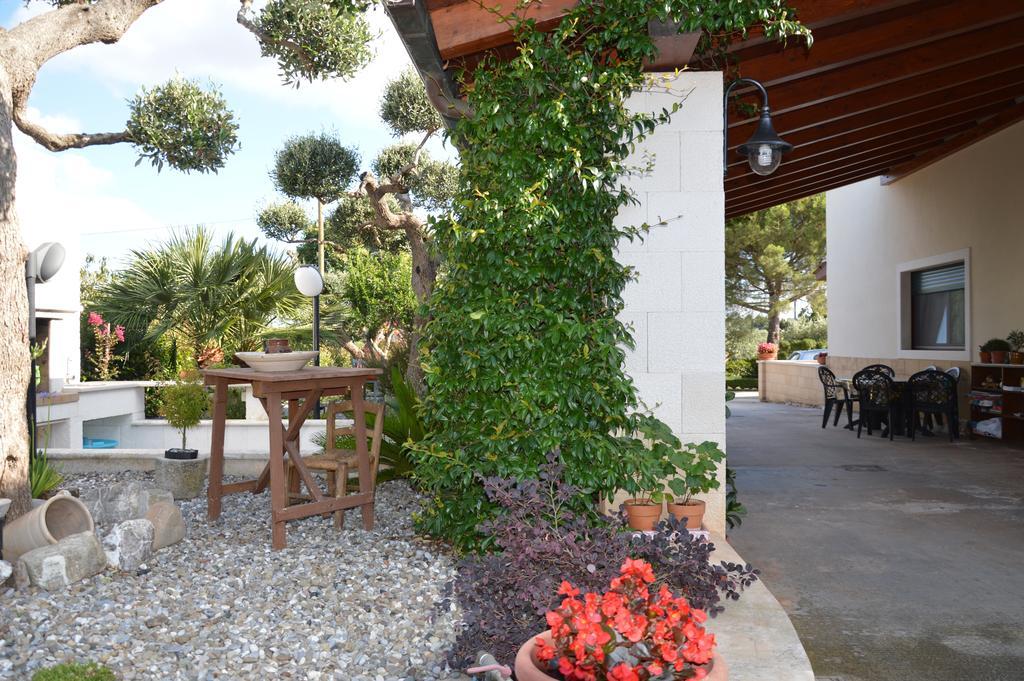 Casa Delle Rondini Bed and Breakfast Alberobello Rum bild